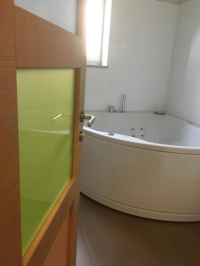 LižnjanHouse Mia公寓 外观 照片